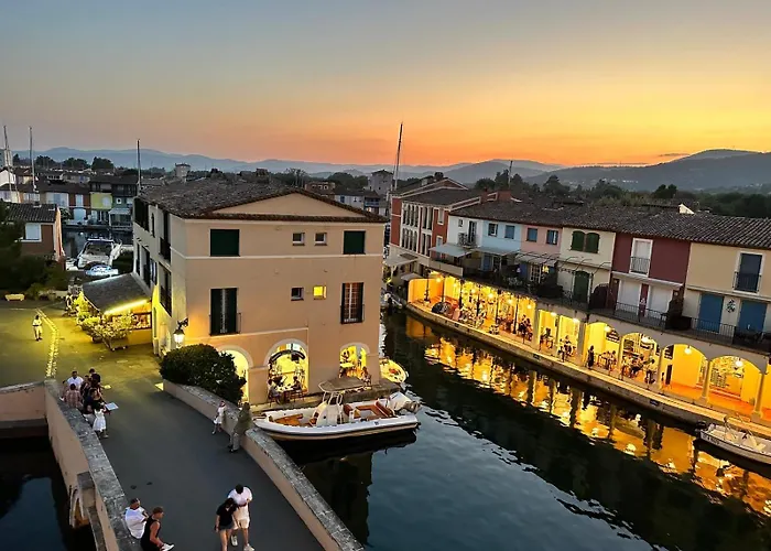 Spray - Port-grimaud - Parking Gratuit - La Petite Venise 公寓